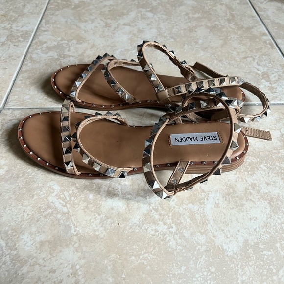 Steve Madden Travel Sandals in Tan - Picture 2 of 6